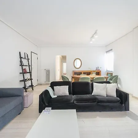 Open -View Apartment, Ygeia Hospital-3